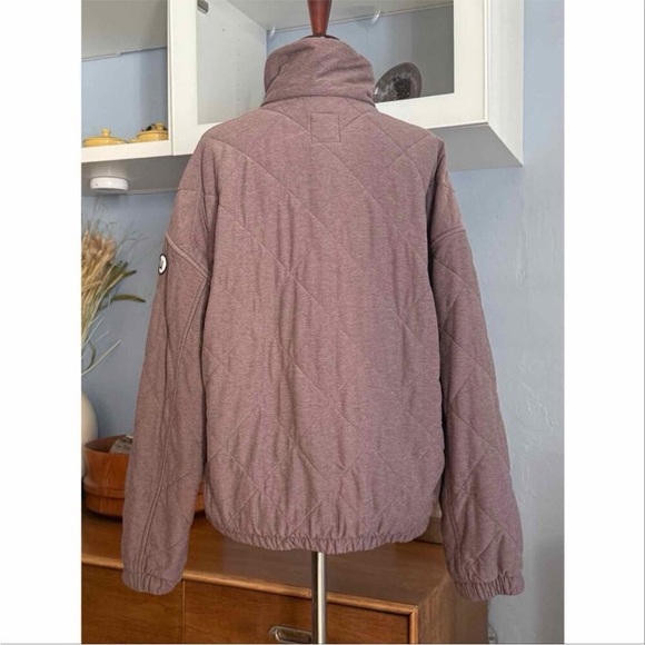 Vuori Halo Insulated Quilted Jacket in Hazel Heather Size S - Picture 5 of 8